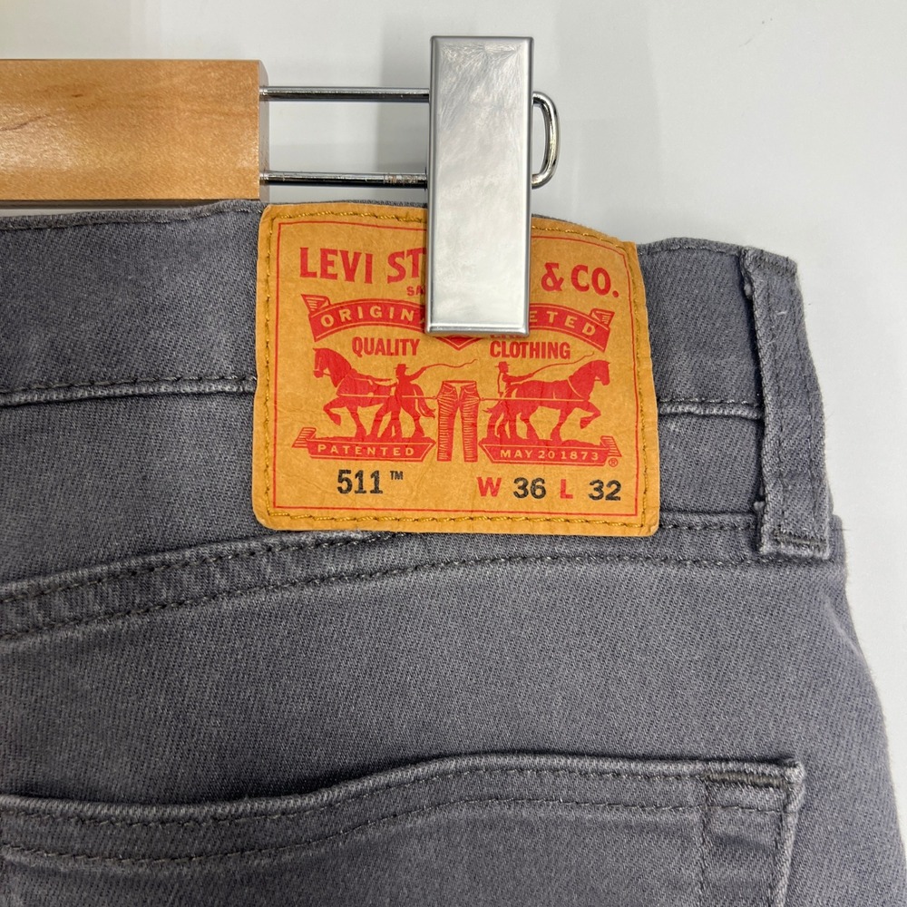 Levis 511 Slim Fit Charcoal Gray Stretch Pants Mens 36x32 04511-3399 - Picture 6 of 9